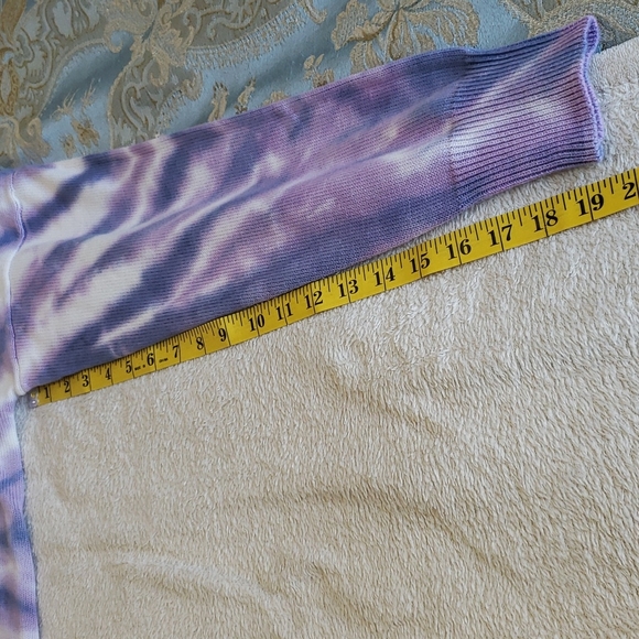 Tie dye sweater nwt - Picture 7 of 8